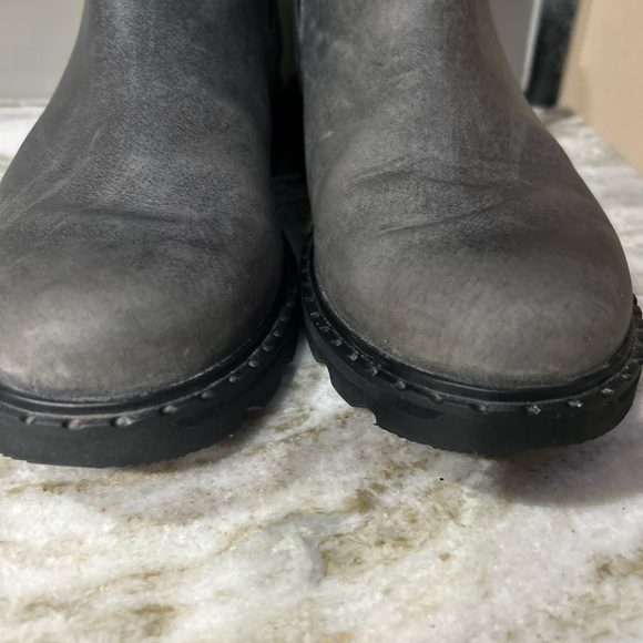 Sorel Lennox Chelsea Woman Waterproof  Gray Leather Ankle boots sz  9.5 Snow. - Picture 9 of 9
